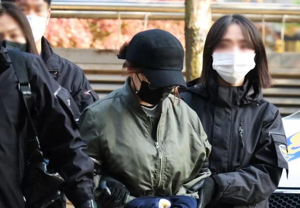 모친에게 화학액체 먹여 살해한 30대 딸