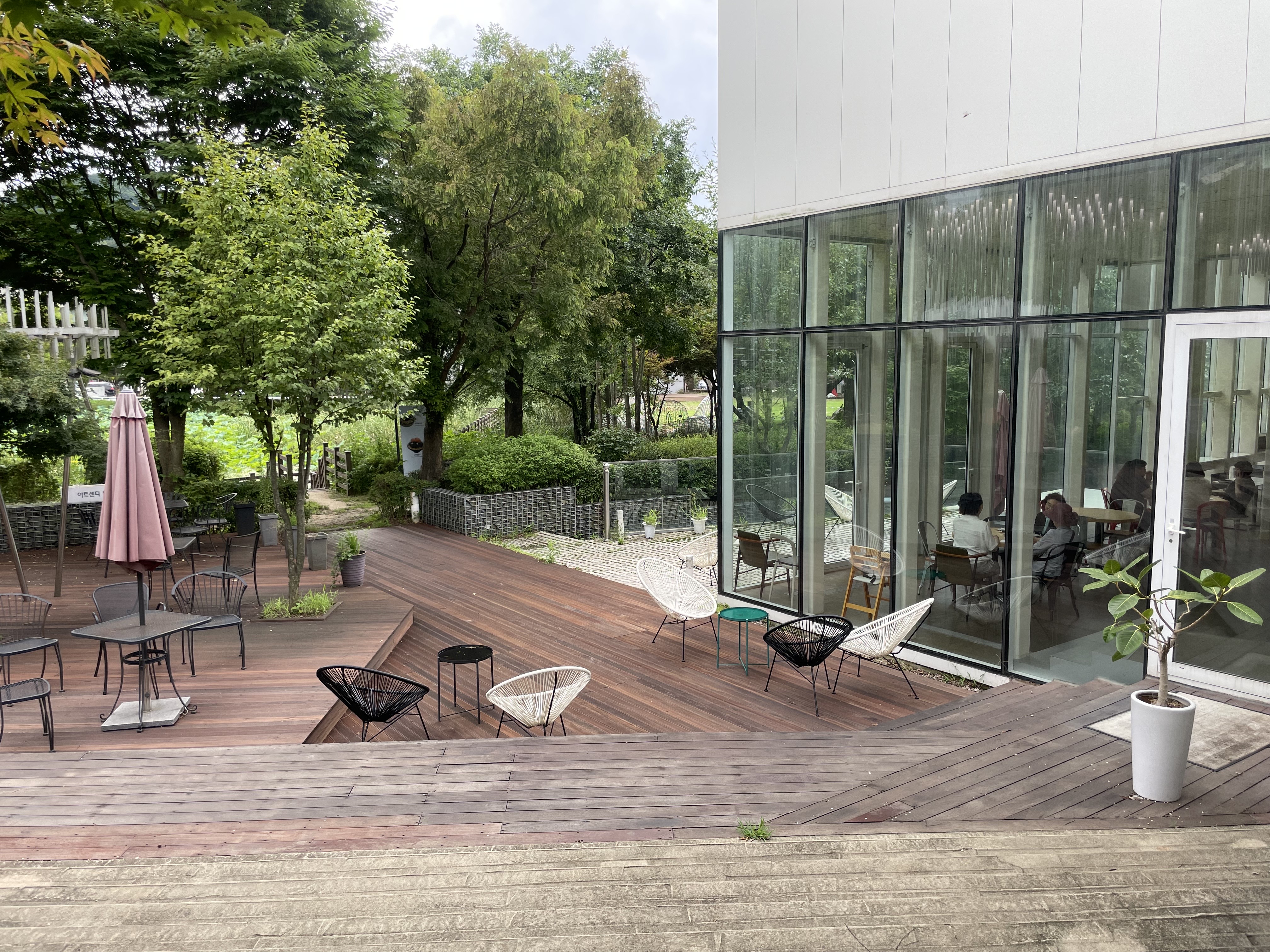 헤이리 대형카페 화이트블럭