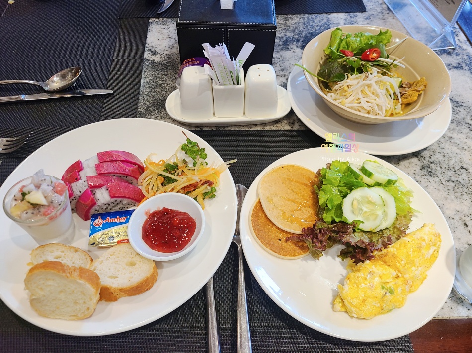 호이안 멀베리 컬렉션 실크빌리지 더 테라스 & 더뮤즈 조식, 디너 후기