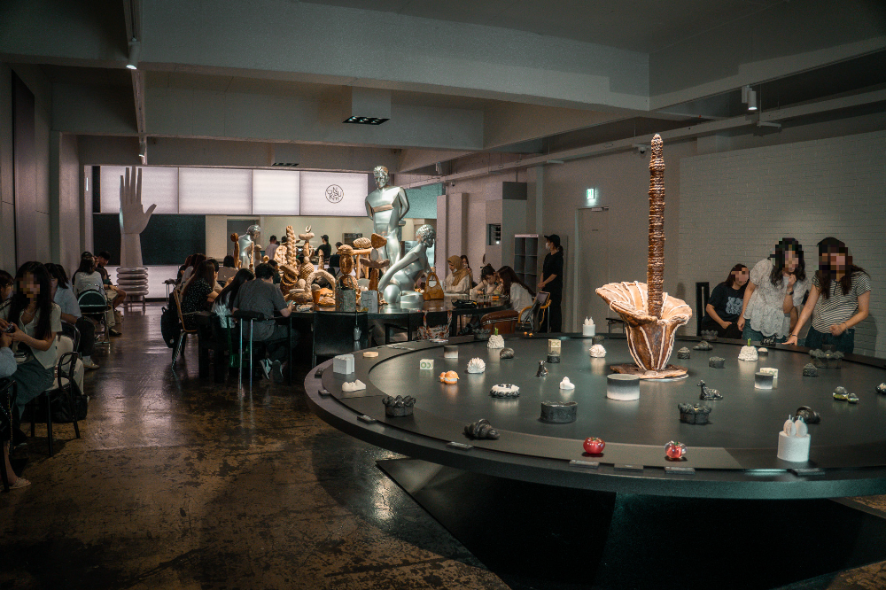 성수 데이트 카페 누데이크 인테리어 내부