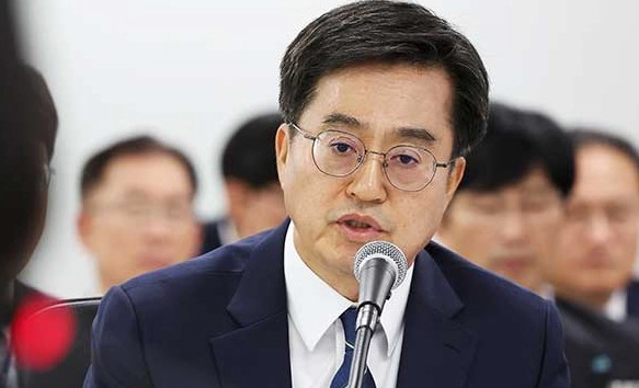 김동연 경기도지사, 김혜경 법카 사적 사용 수사의뢰