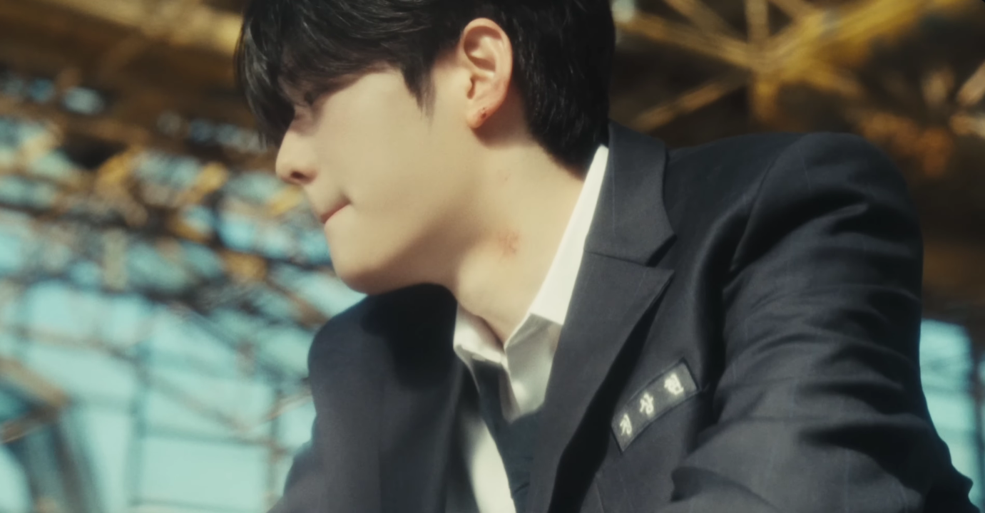 ALPHA DRIVE ONE Raw Flame 데뷔 미니 1집 《EUPHORIA》