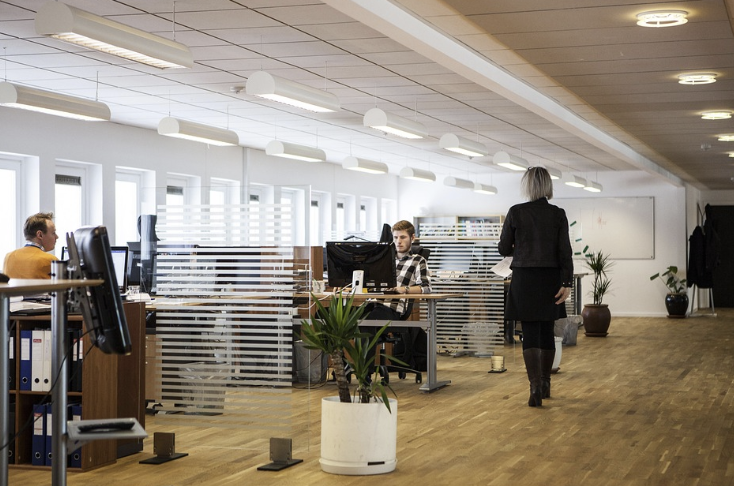 액센츄어 기업의 컨설팅 이미지