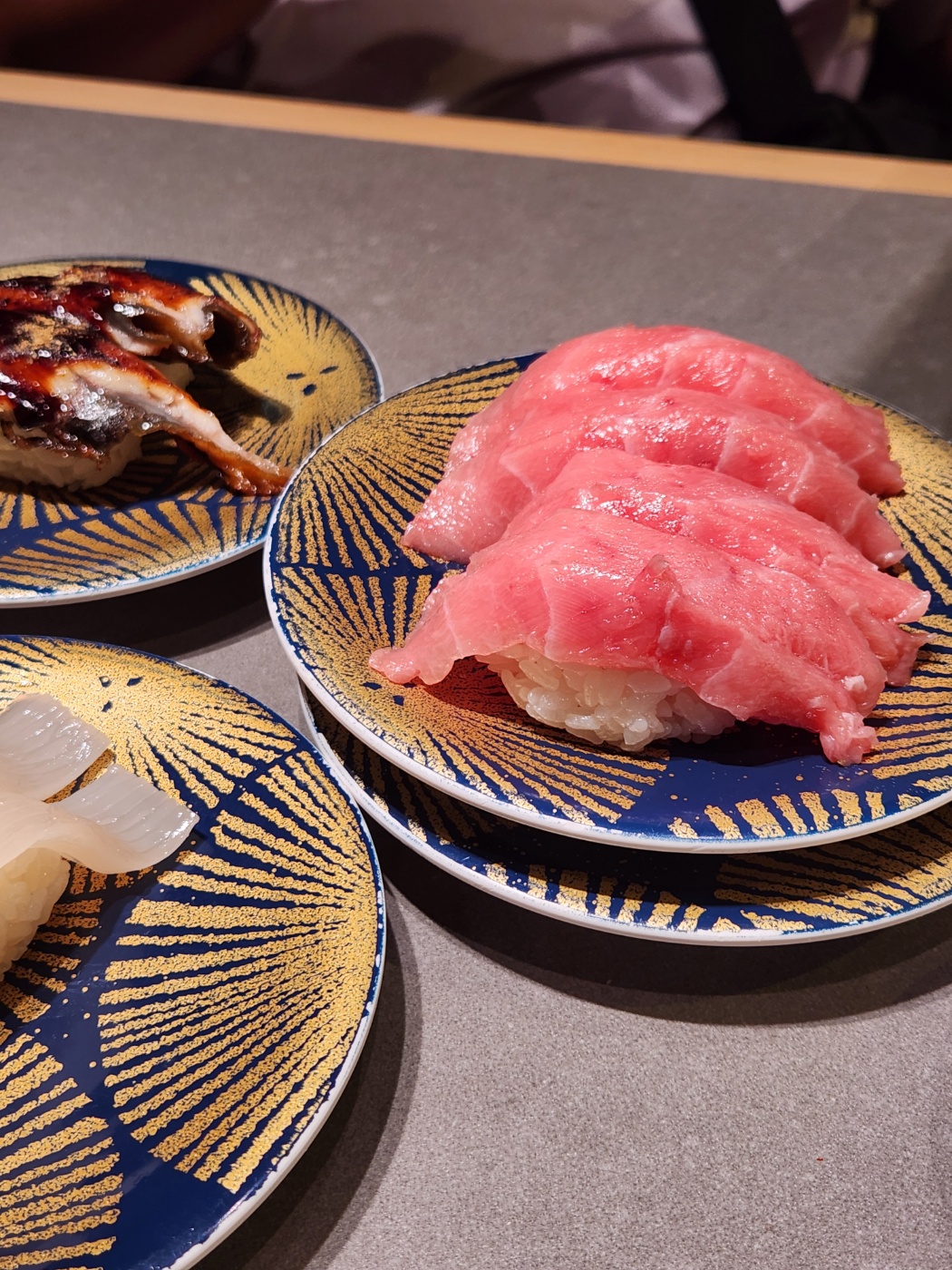 네무로 하나마루에서 먹은 다양한 초밥 모음