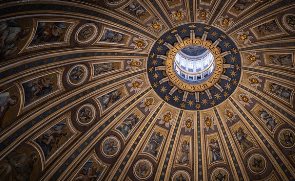 천장 패턴이 공간감을 조절하는 심리적 효과