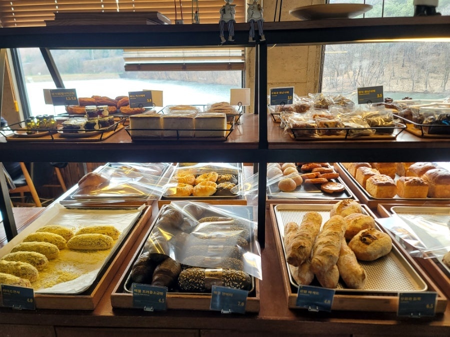 판교 브런치 맛집 카페랄로 호수뷰 