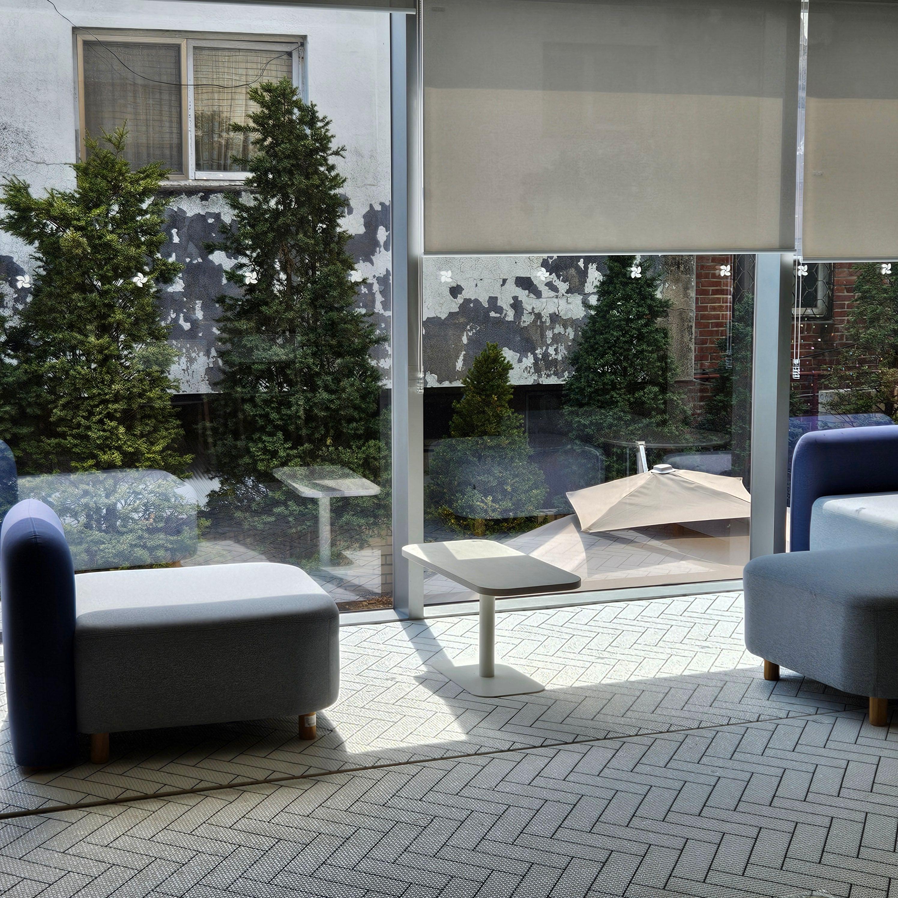 노무현 시민 센터 창가 좌석