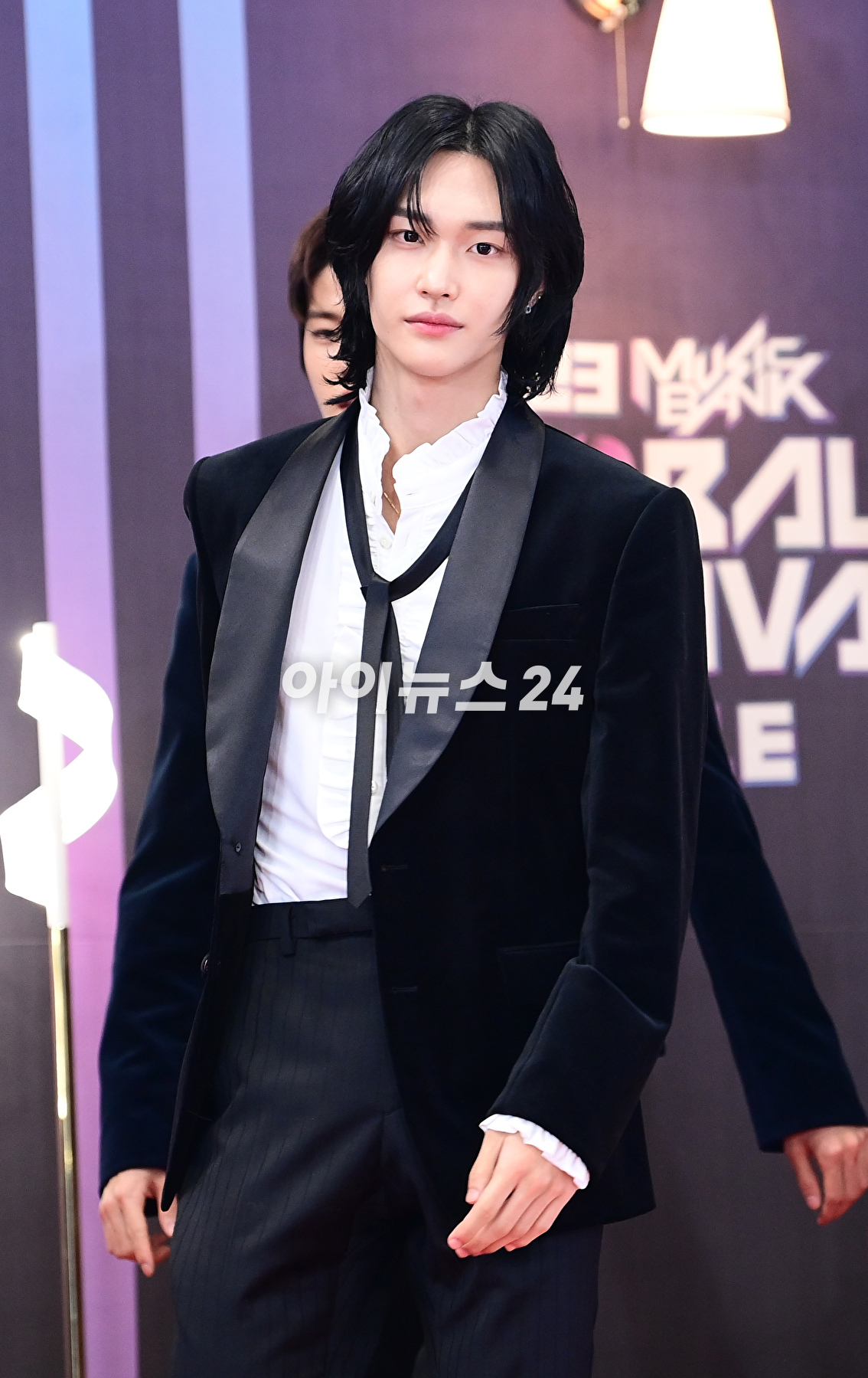 그룹 라이즈(RIIZE)가 15일 오후 서울 여의도 KBS홀에서 열린 '2023 뮤직뱅크 글로벌 페스티벌' 레드카펫 포토월 행사에 참석하고 있다. [사진=정소희 기자]