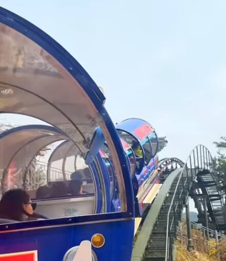 모노레일 탑승사진