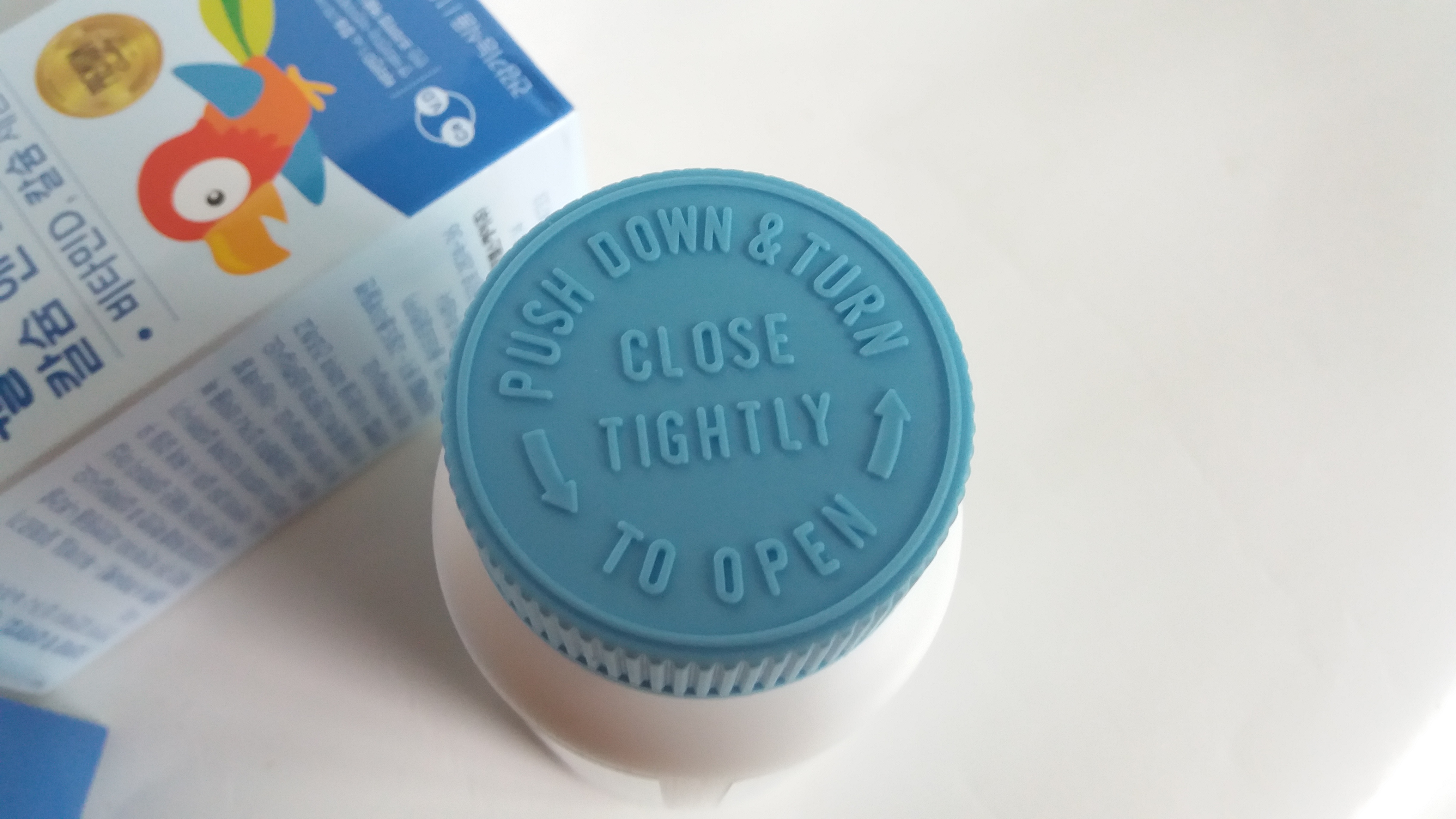 ์ฐํค์ปค ์ด๋ฆฐ์ด ์นผ์