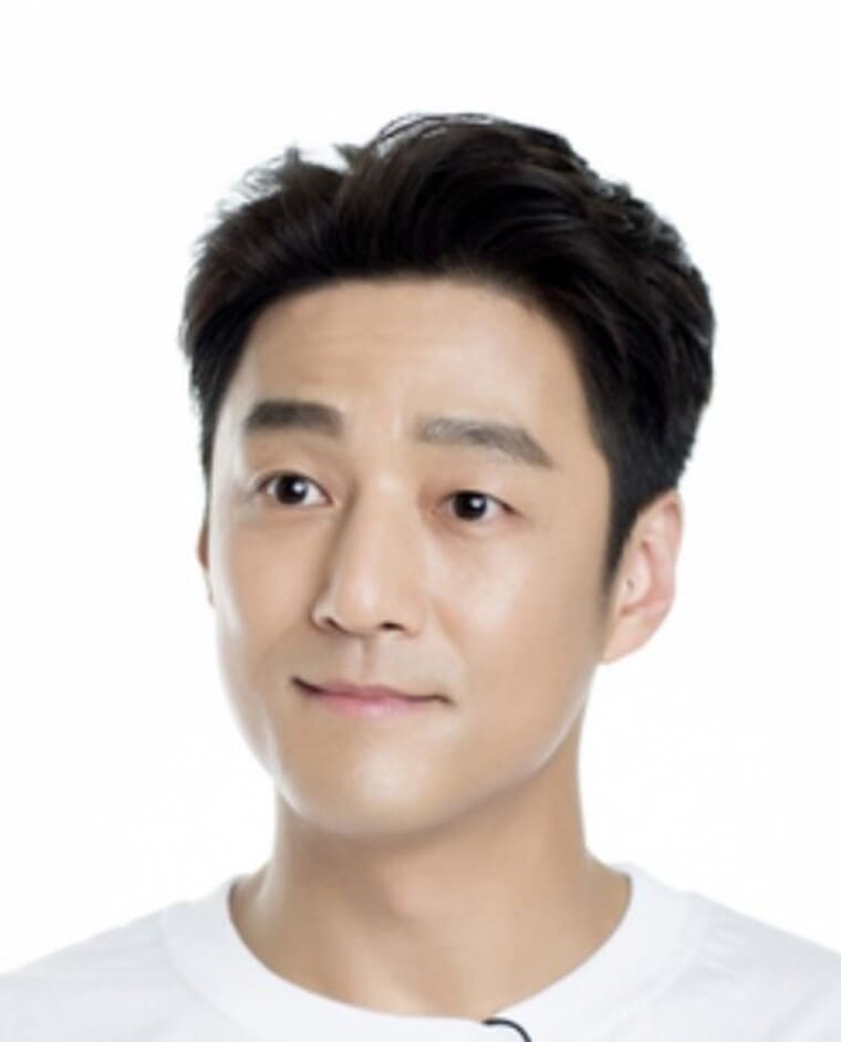 배우-지진희