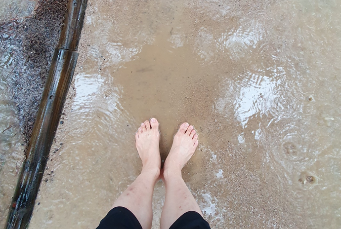 맨발 걷기의 효과는 탁월