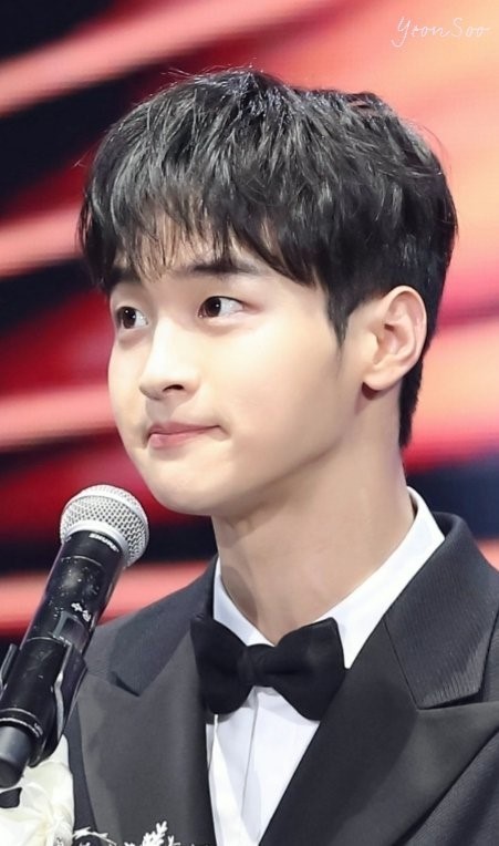 장동윤