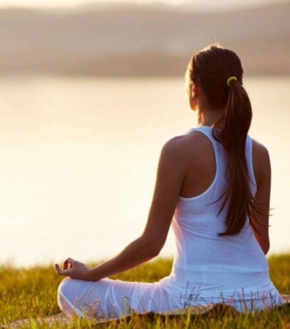 스트레칭 또는 명상 이미지