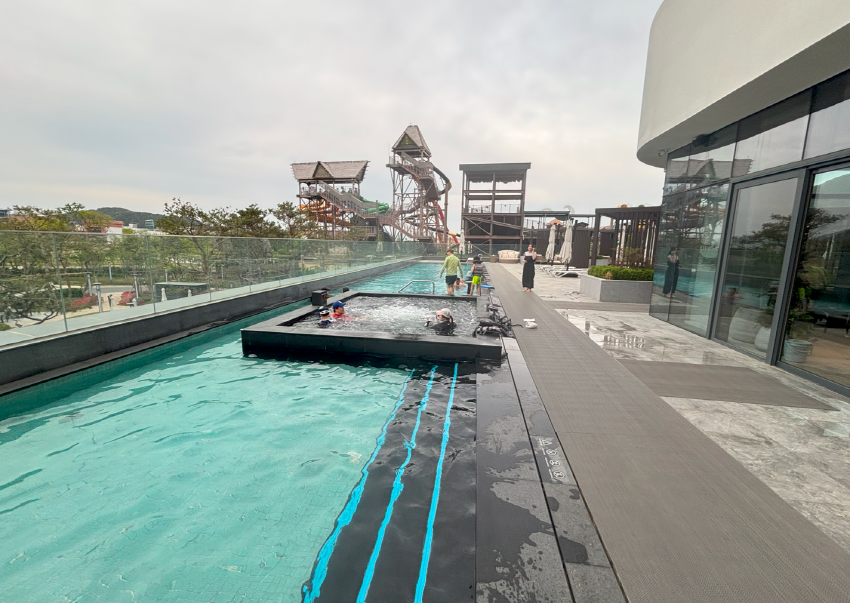 김해 롯데리조트 수영장