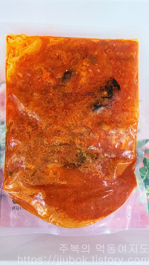 철면수심-차돌짬뽕-구성품-짬뽕육수