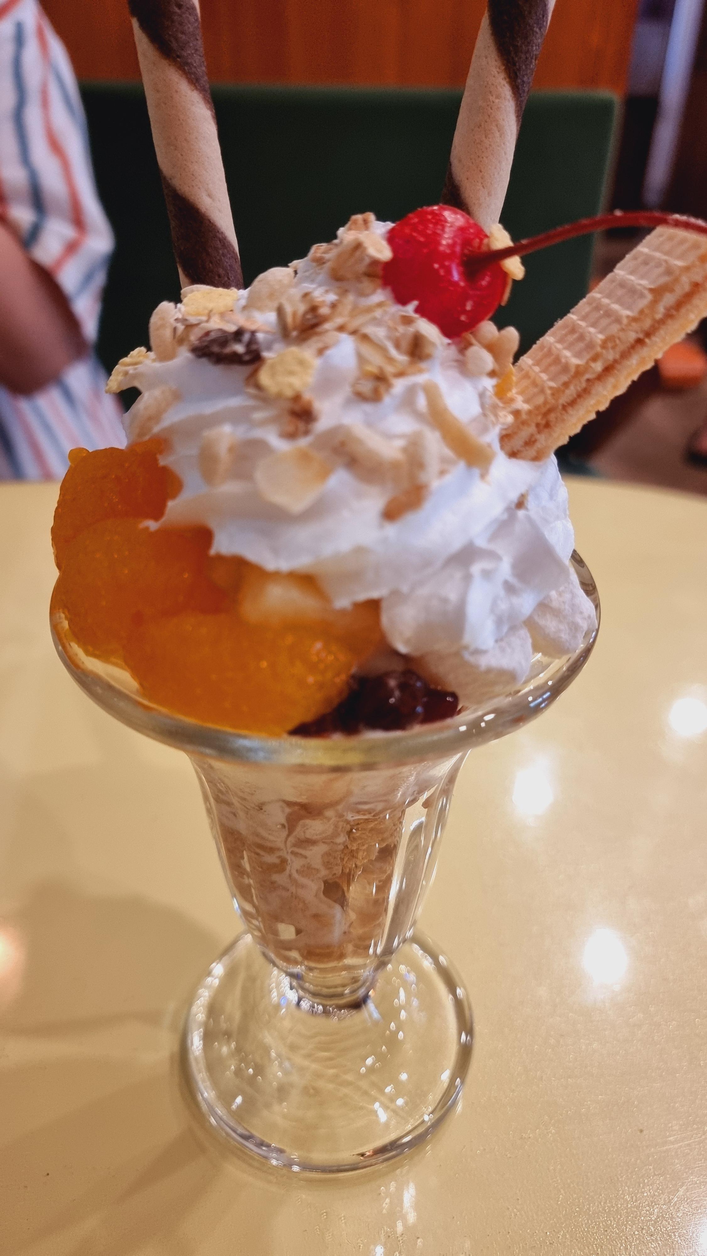 제주 이색 카페 비밀역 서귀포 카페