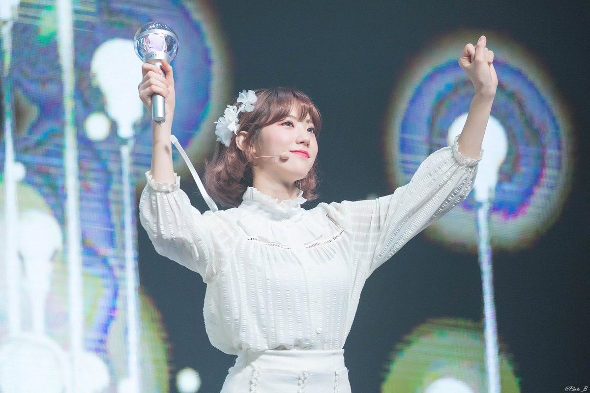 우주소녀 루다 인스타그램 사진 몸매