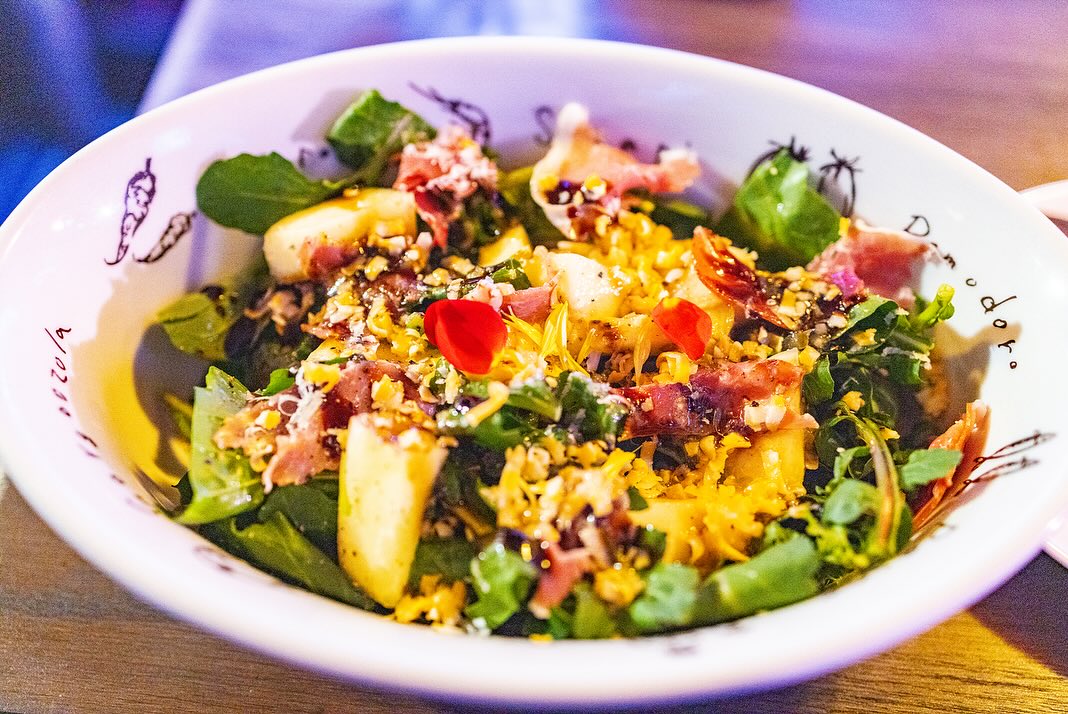 성수동 이색 술집 '캬바레 성수'