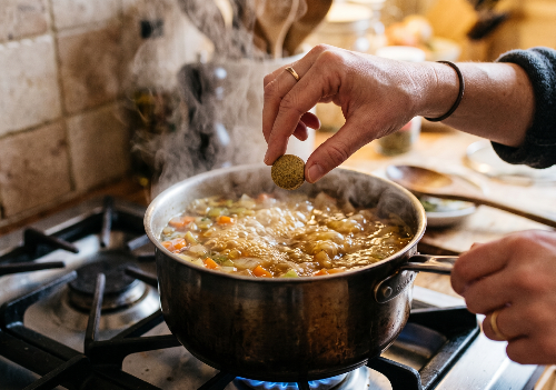 고체 육수