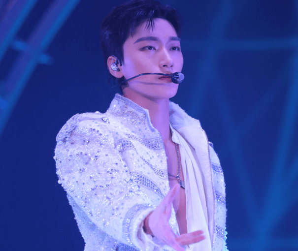  에이티즈 멤버3