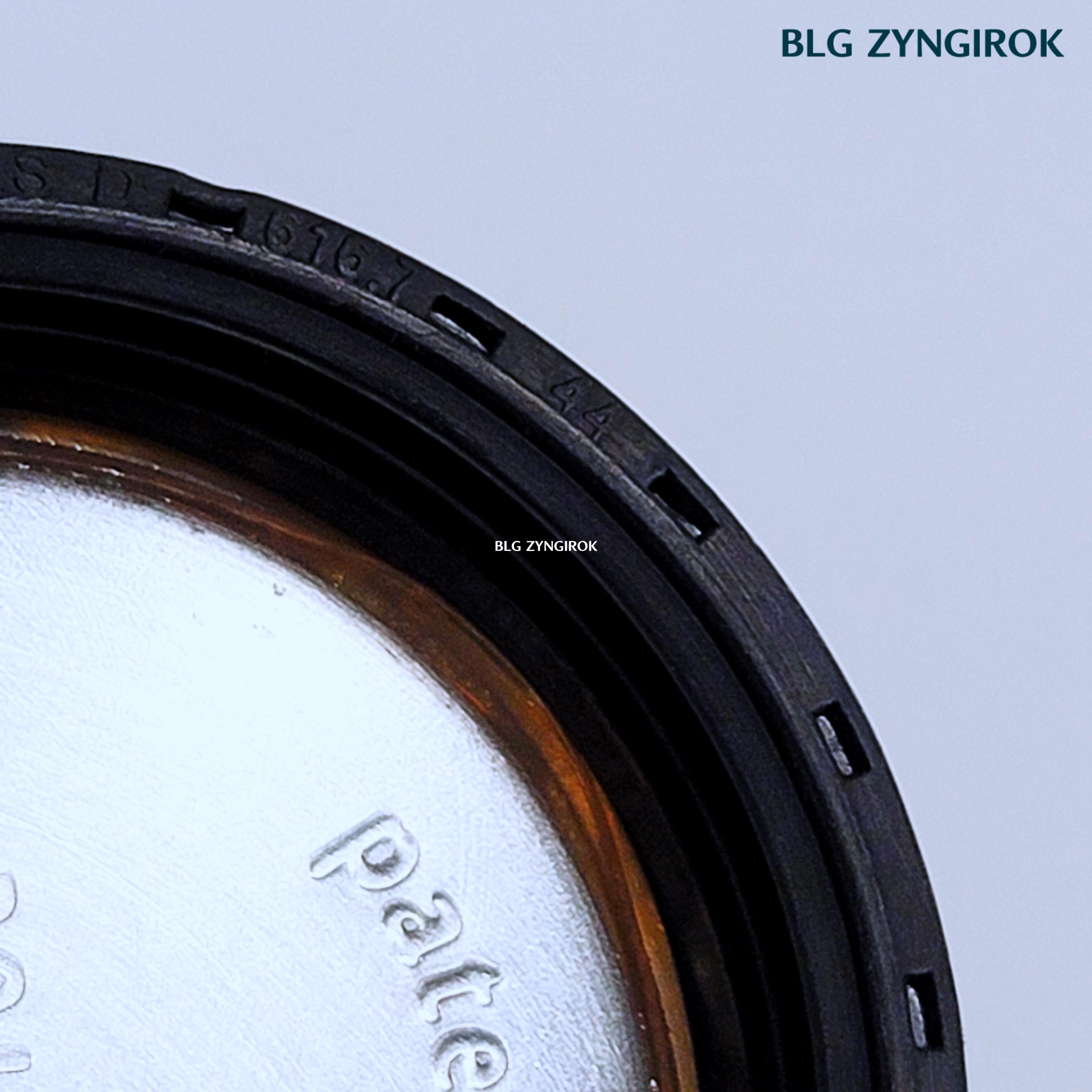 클린켄틴-뚜껑-내부-고무-패킹이-낡고-늘어나-있다.