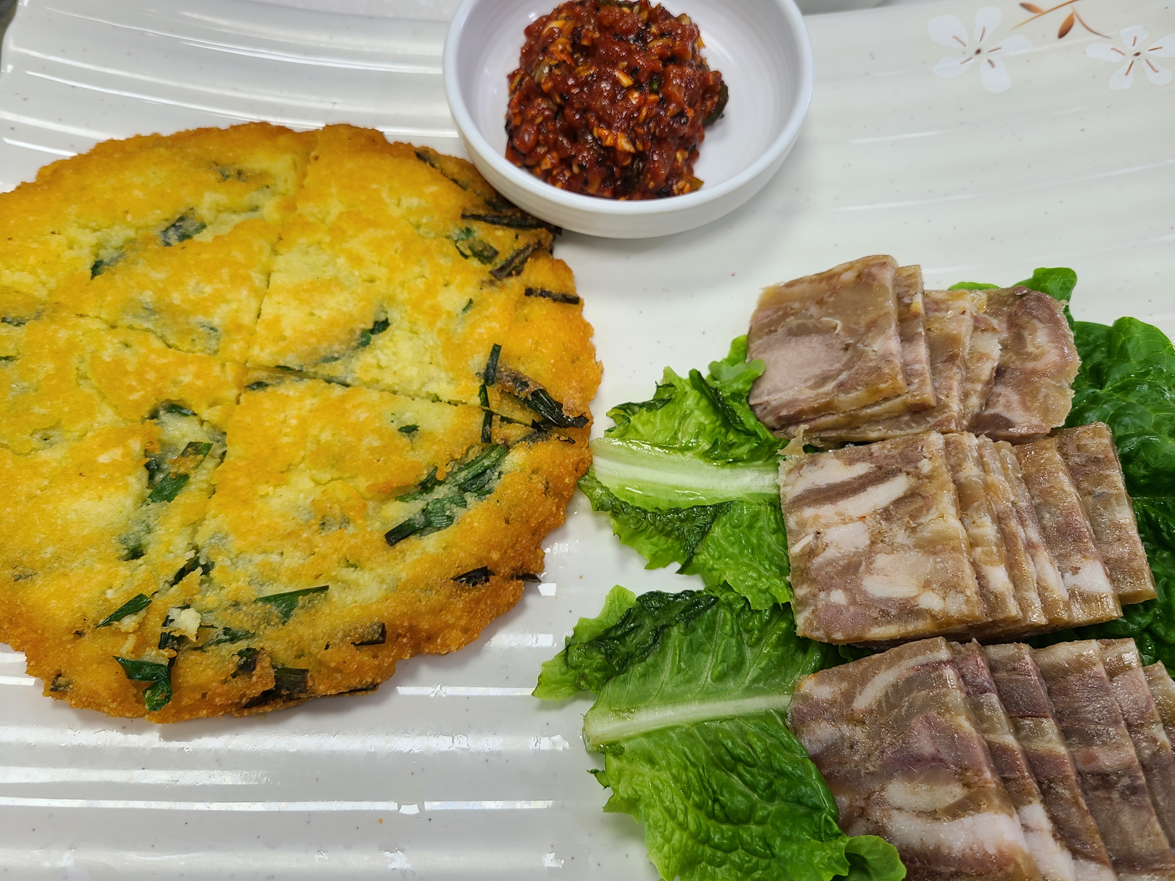 태릉골프장 녹두전 삼합