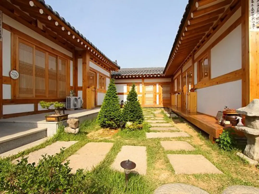 경주 황리단길 인기 가게, 핫플 맛집, 길거리 간식, 가볼만한곳, 한옥스테이 리스트