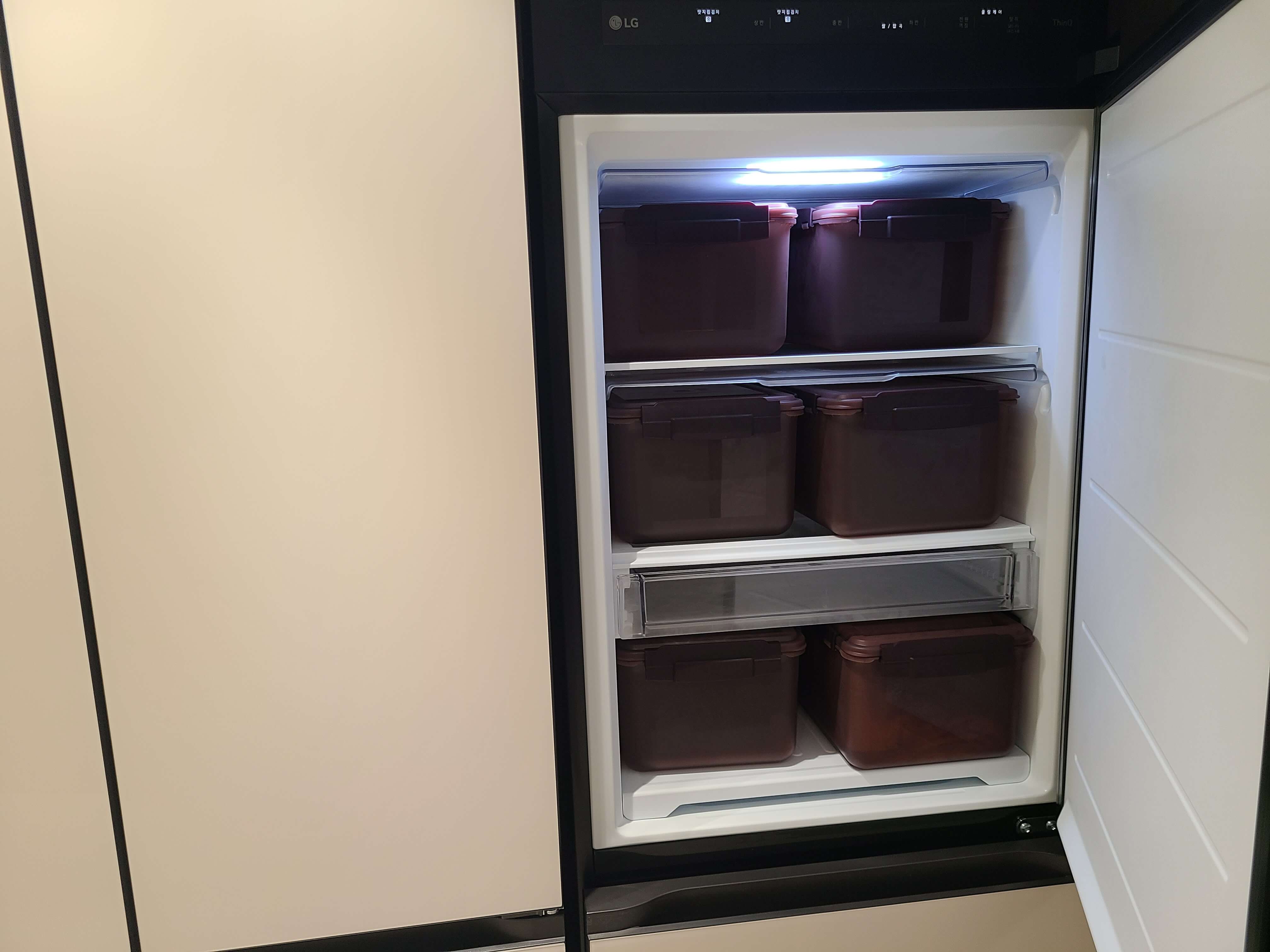 빌트인 김치냉장고