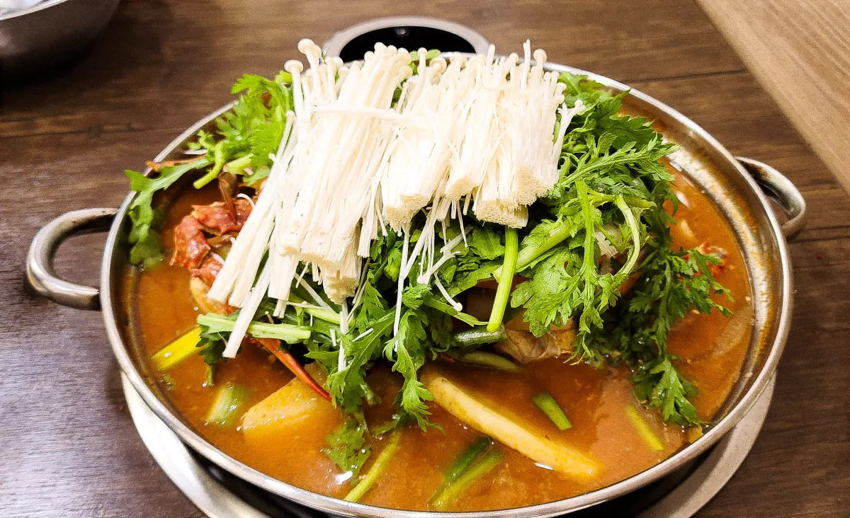 충남서산집-꽃게탕01