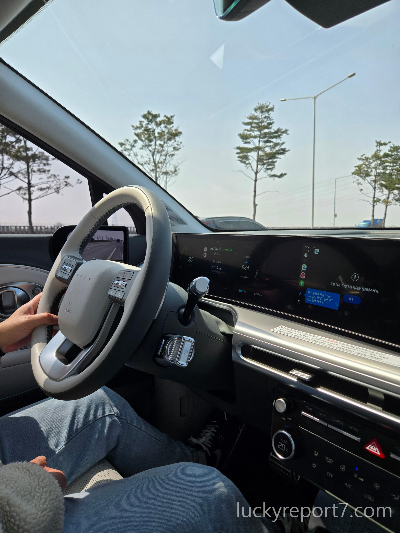 아이오닉9-녹턴그레이매트-내부사진