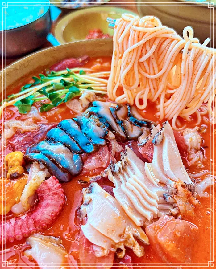 맛있는 녀석들 동해, 속초, 청초호 싱싱한 해산물, 전복, 해삼, 횟감, 사골육수 물회 맛집