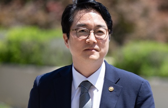 심우정 검찰총장 프로필