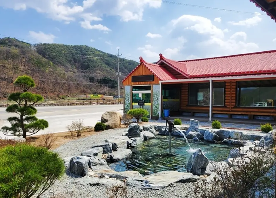 bedc83a8-896e-405e-8515-da51b878e051