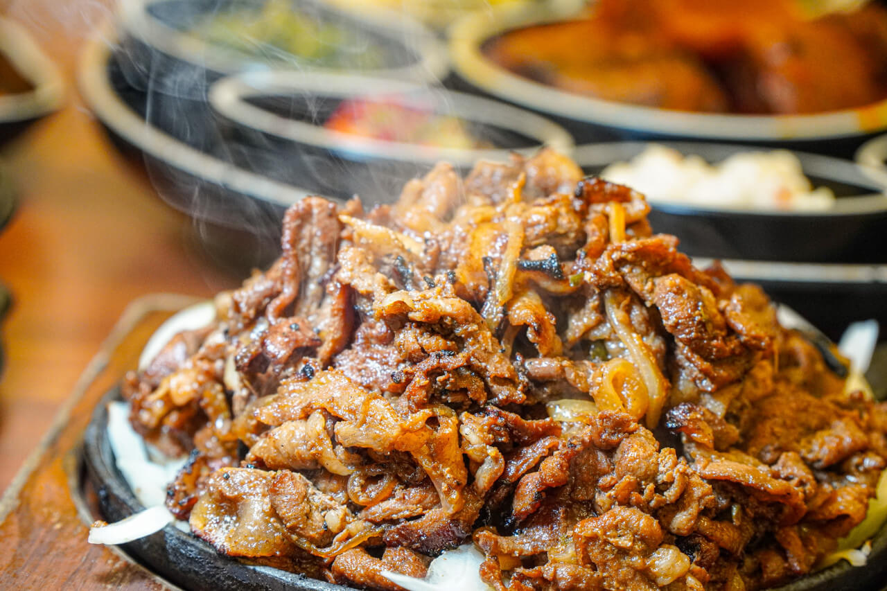 오늘N 2569회 할매 식당 – 반찬만 13가지! 창원 외갓집 숯불석쇠불고기정식