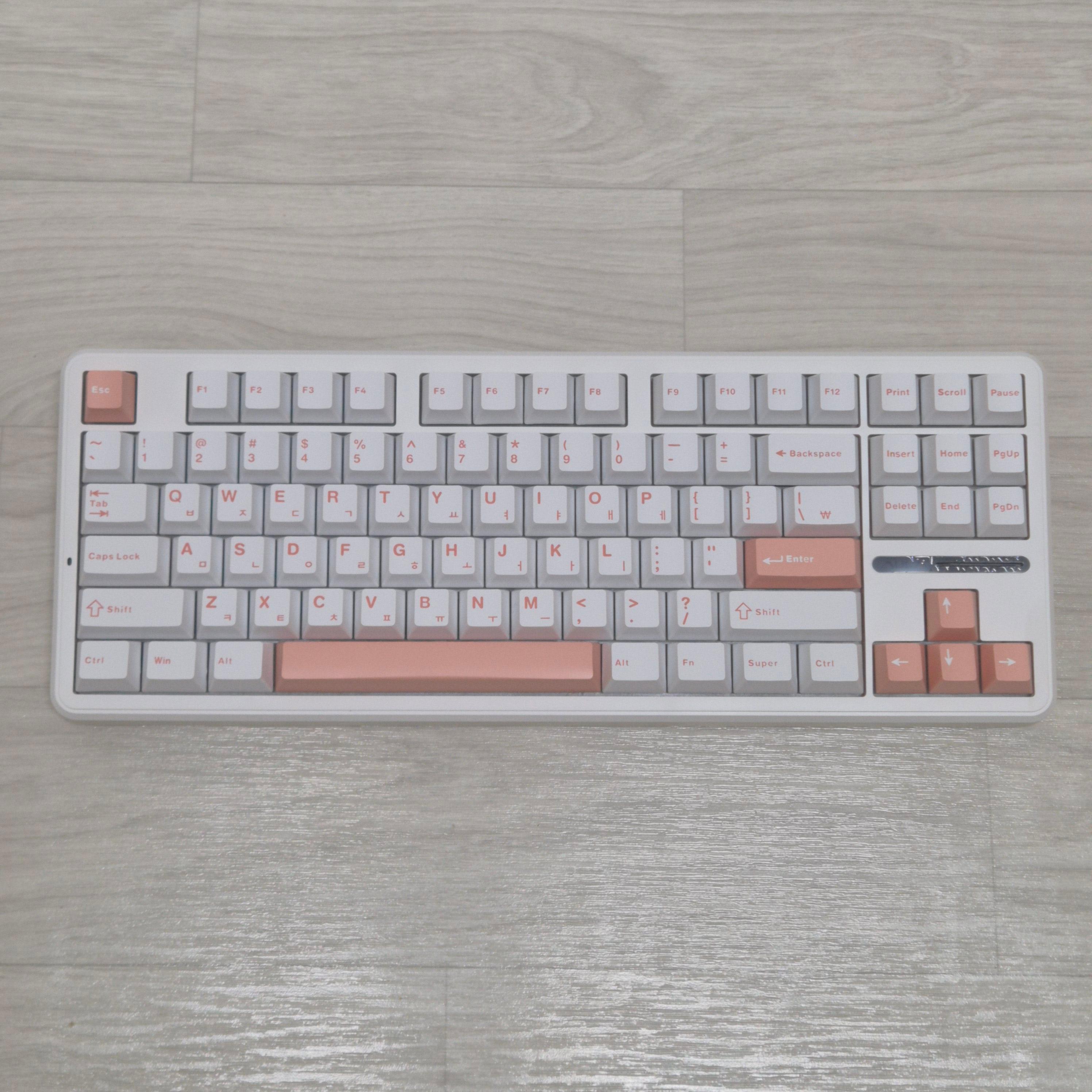 독거미 키보드 키캡 전체 모습