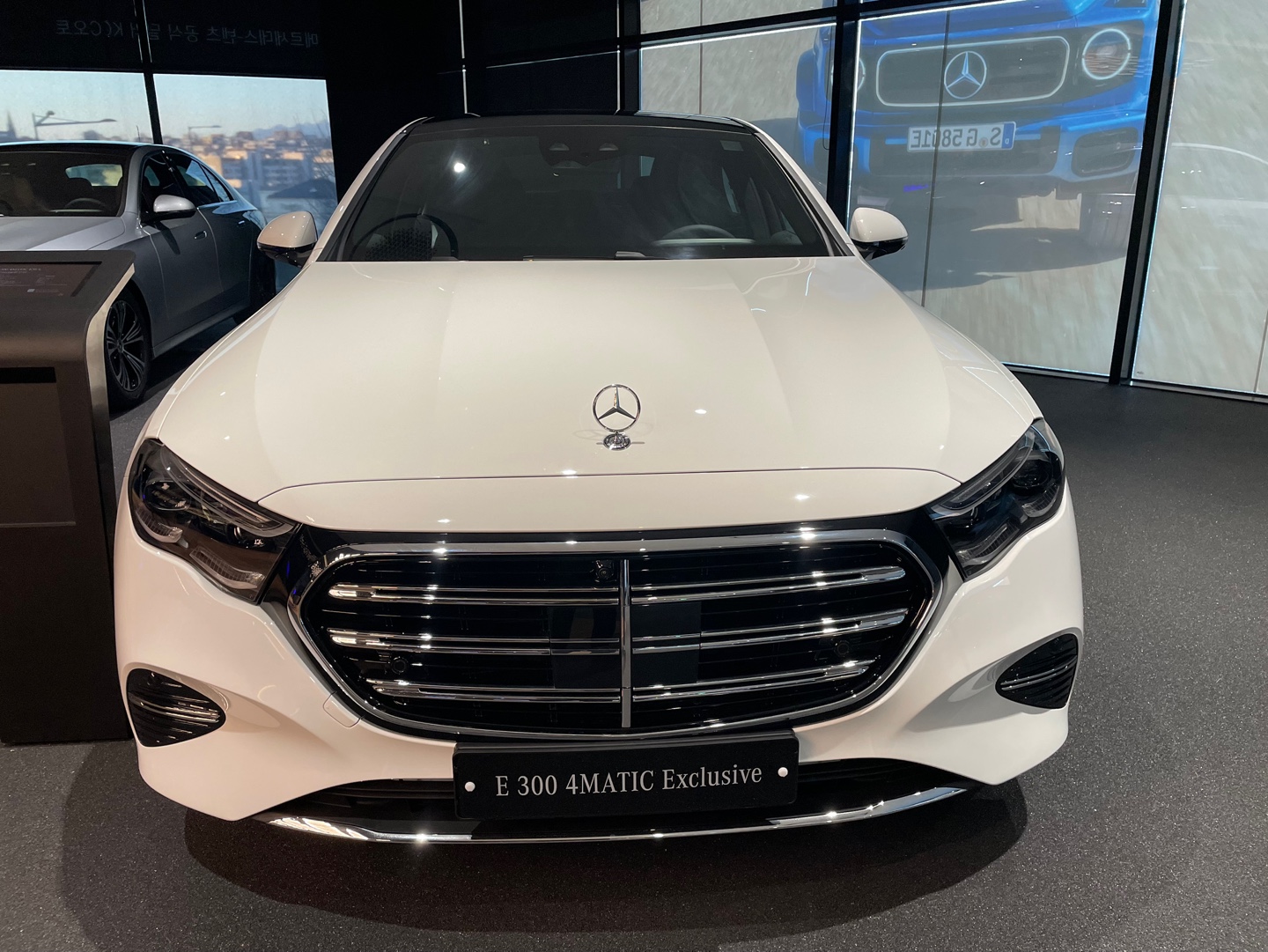 E 300 4MATIC EX