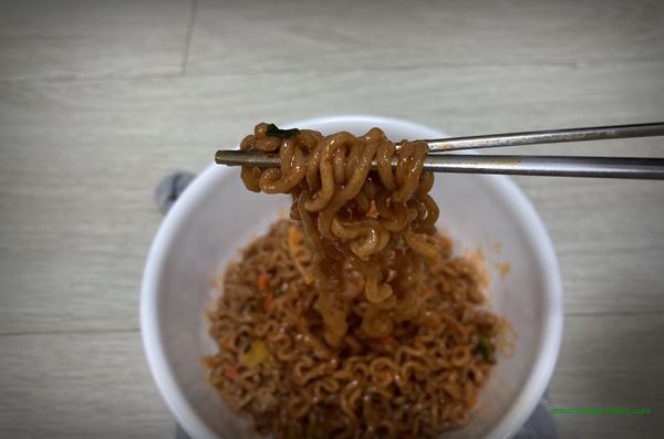 이마트 피코크 유림면 비빔메밀 비빔라면 2022년 5월