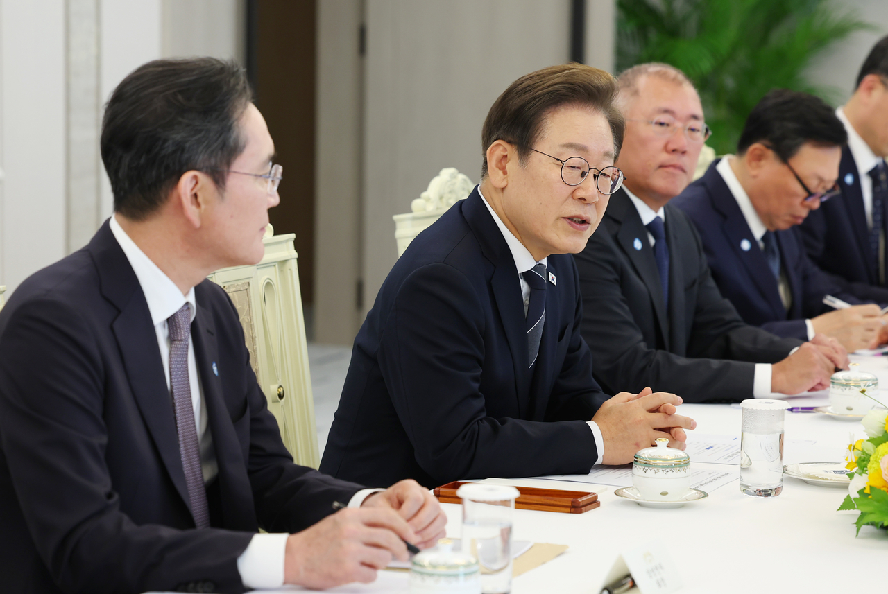 140분 대화 속