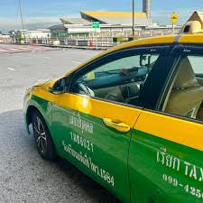 대중의 발이 되는 지하철과 편리한 택시 사진