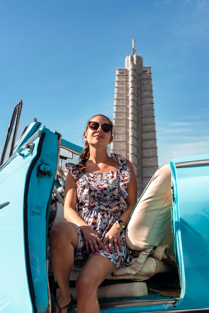 사회심리학 이론별 장점과 한계 분석 관련 사진