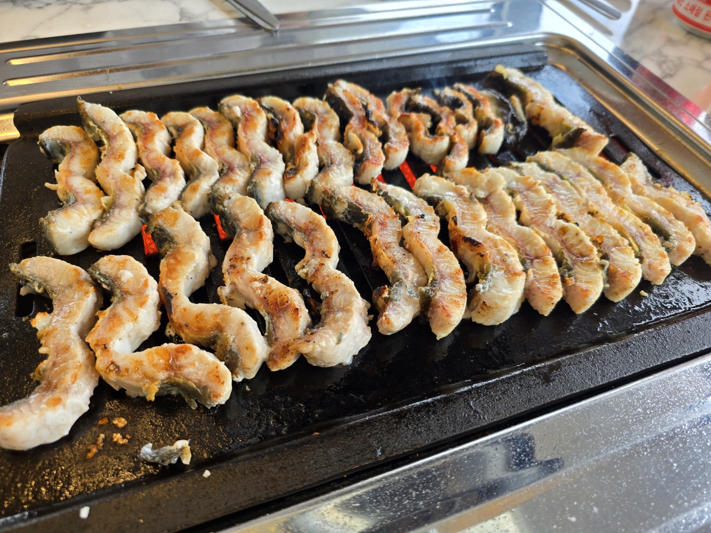 맛있게 잘 구워진 장어