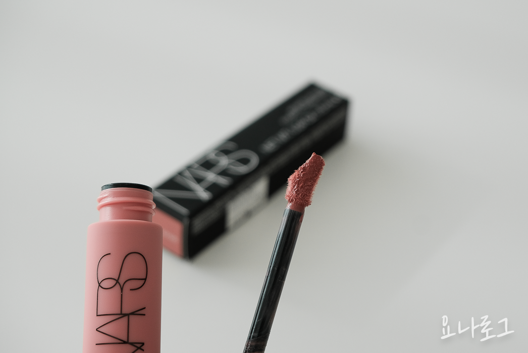 나스 나스에어매트립 에어매트립 립틴트추천 매트립추천 매트립 립스틱추천 립스틱컬러추천 화장품추천 립글로즈추천 NARS NARS립스틱 NARS에어매트립 여자선물추천 여자친구선물추천 20대여성선물추천 30대여성선물추천 40대여성선물추천 루즈컨트롤 돌체비타 핀업