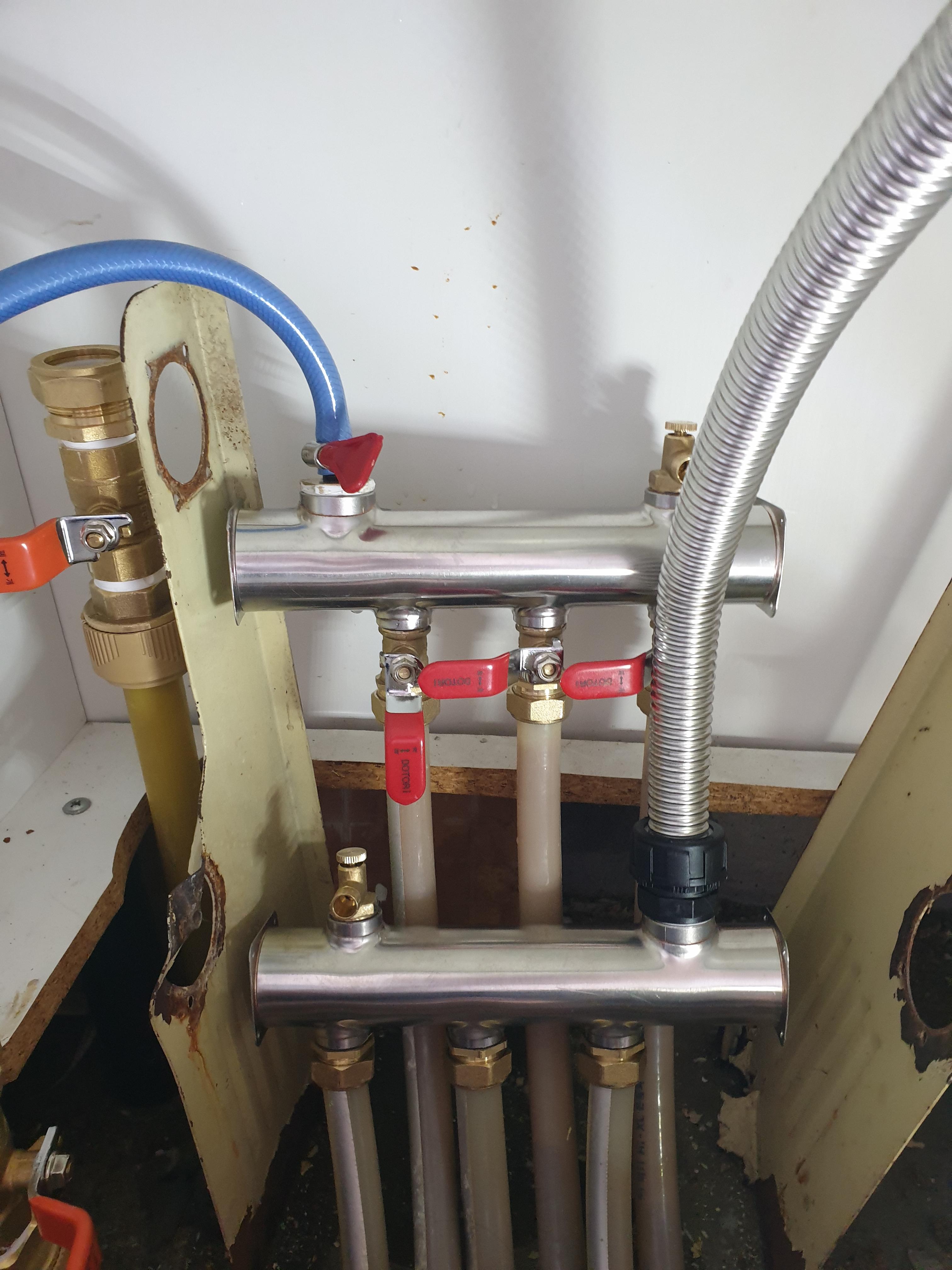 난방 배관 청소용 부속 조립