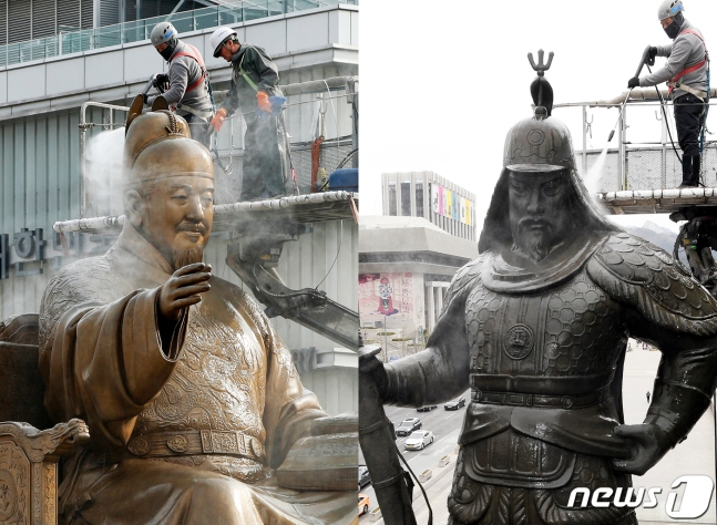 세종대왕 이순신 장군 동상