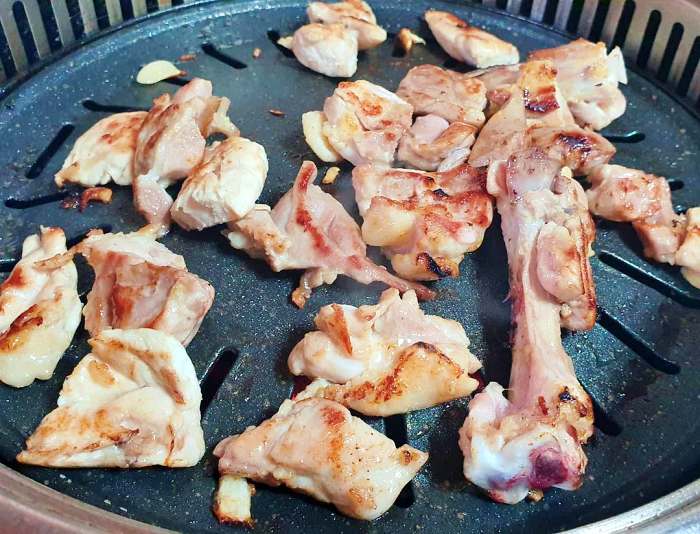 생방송 오늘저녁 산수유꽃축제 구례 껍질채 먹는 닭구이 맛집