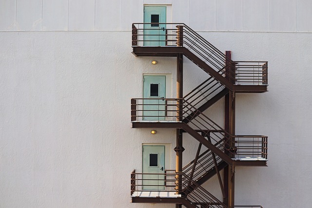 외부 건물 계단