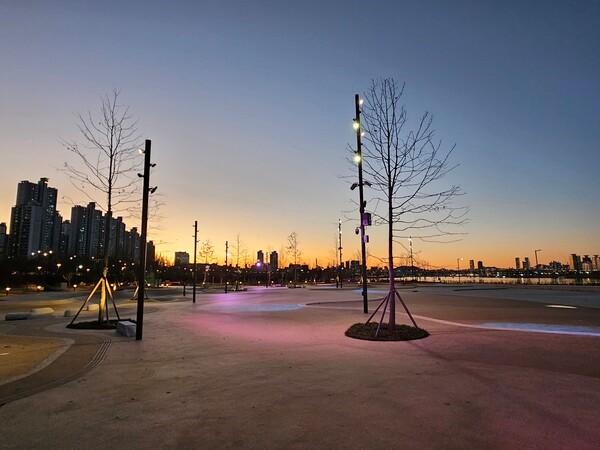 잠실-자연형-물놀이장-물빛길