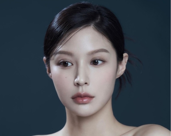 조민