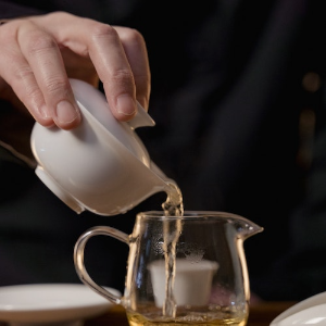 뱃살 빼는 효과적인 음식 녹차